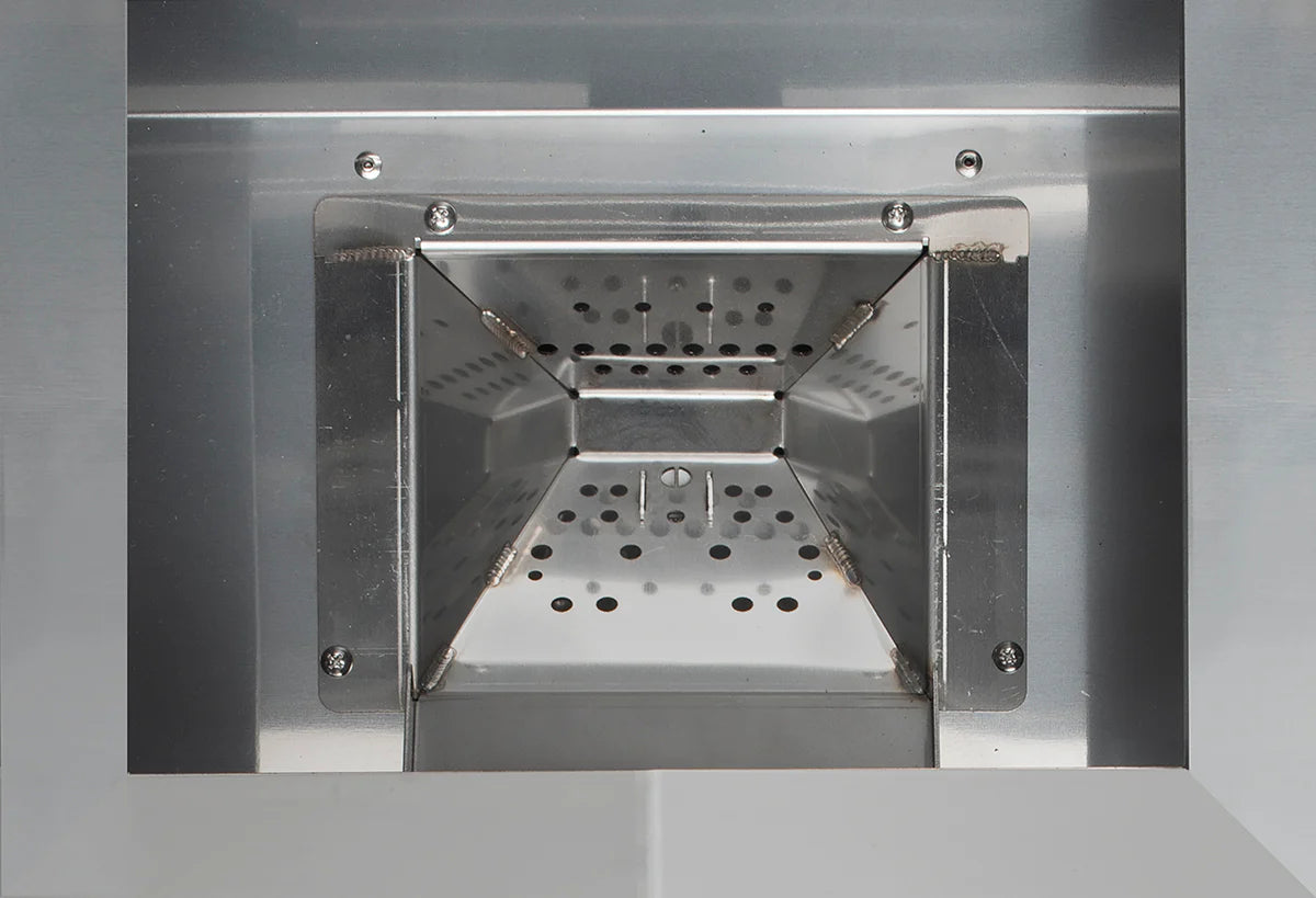Memphis Elevate 30" Freestanding Pellet Grill equipped with essential accessories including the Direct Flame Insert and meat probe.