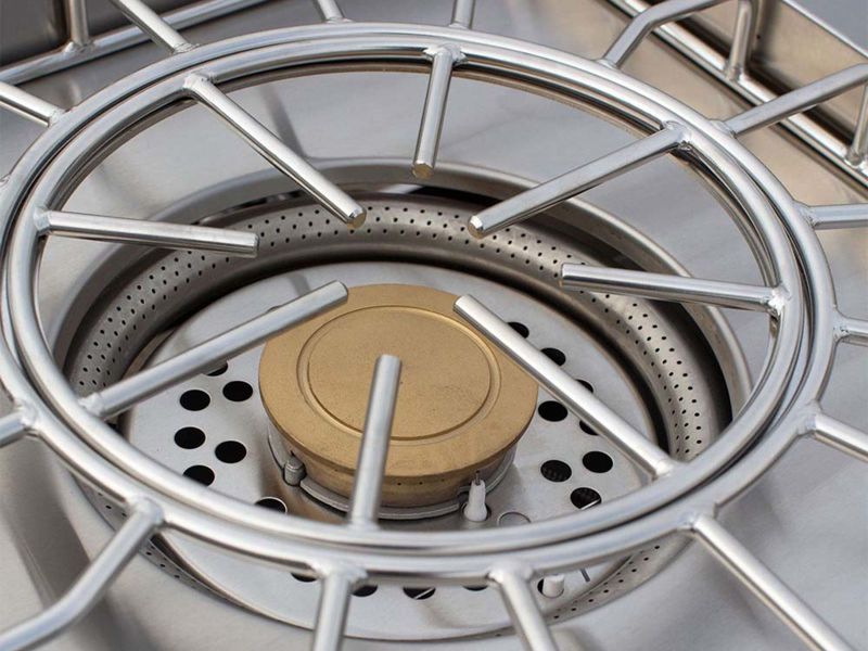 User-friendly controls on the American Made Grills Muscle Grill Power Burner for outdoor cooking versatility.