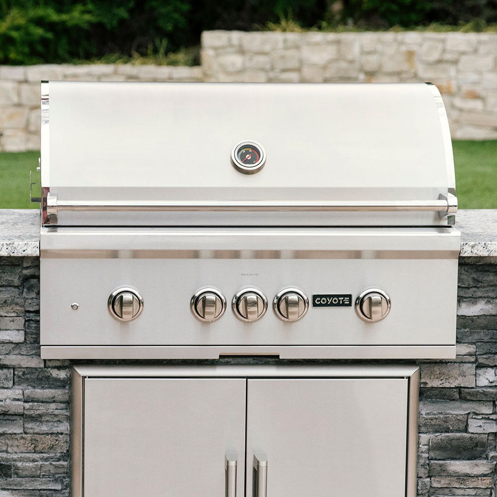 Coyote 36″ Built-In S-Series Grill (Propane or Natural Gas)