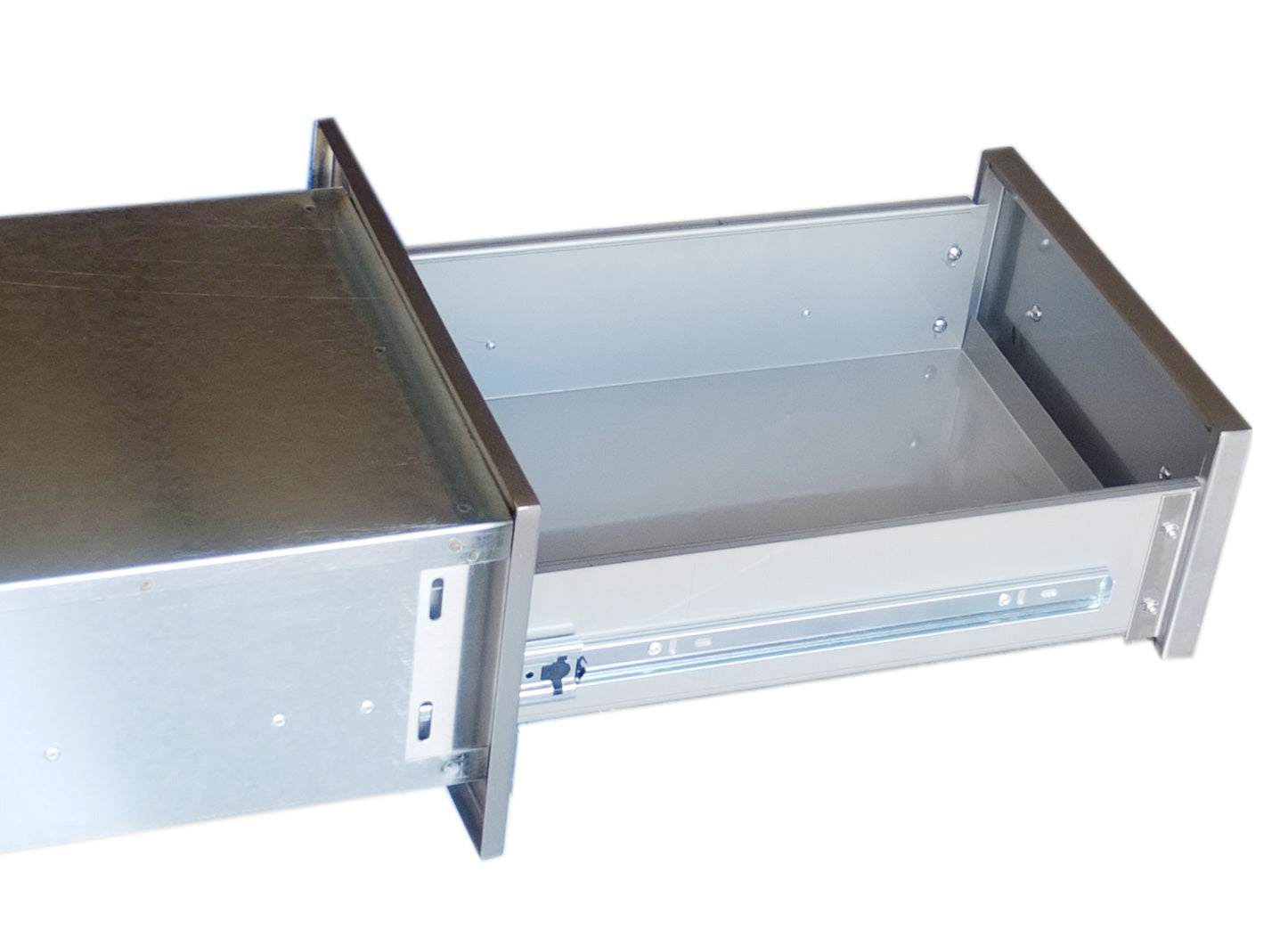 Sunstone Signature Series 6" Beveled Frame Triple Drawer Unit, perfect for maximizing BBQ storage space.